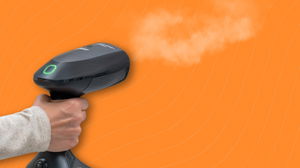 Passar roupa sem estresse: passadeira a vapor Oster com 46% OFF