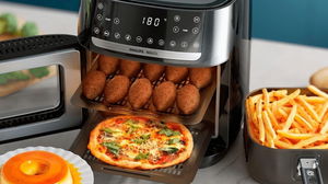 R$ 300 OFF: essa airfryer forno da Philips está com preço imperdível